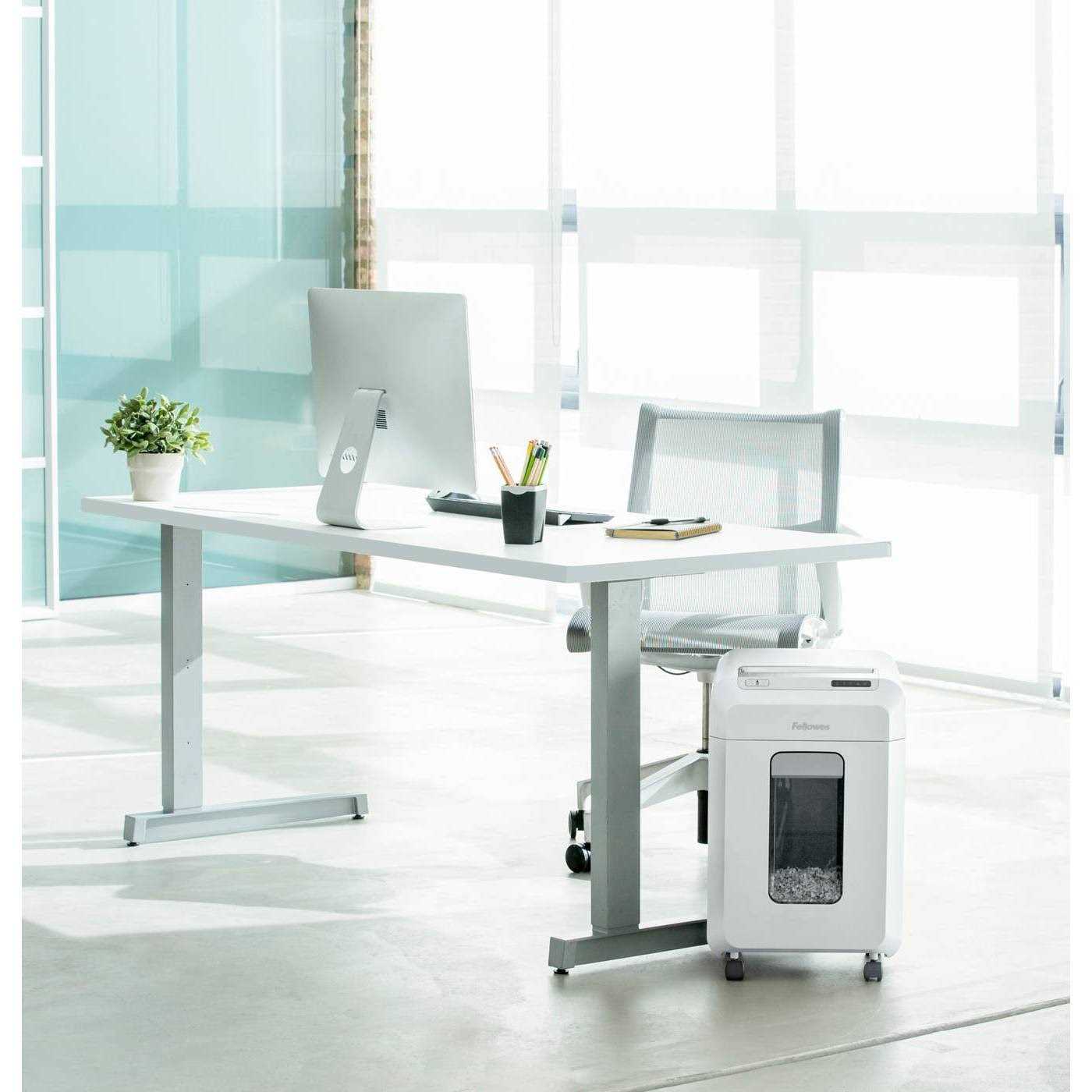 Fellowes 12ms Microshred 12-Sheet Micro-Cut Paper Shredder - Image 4