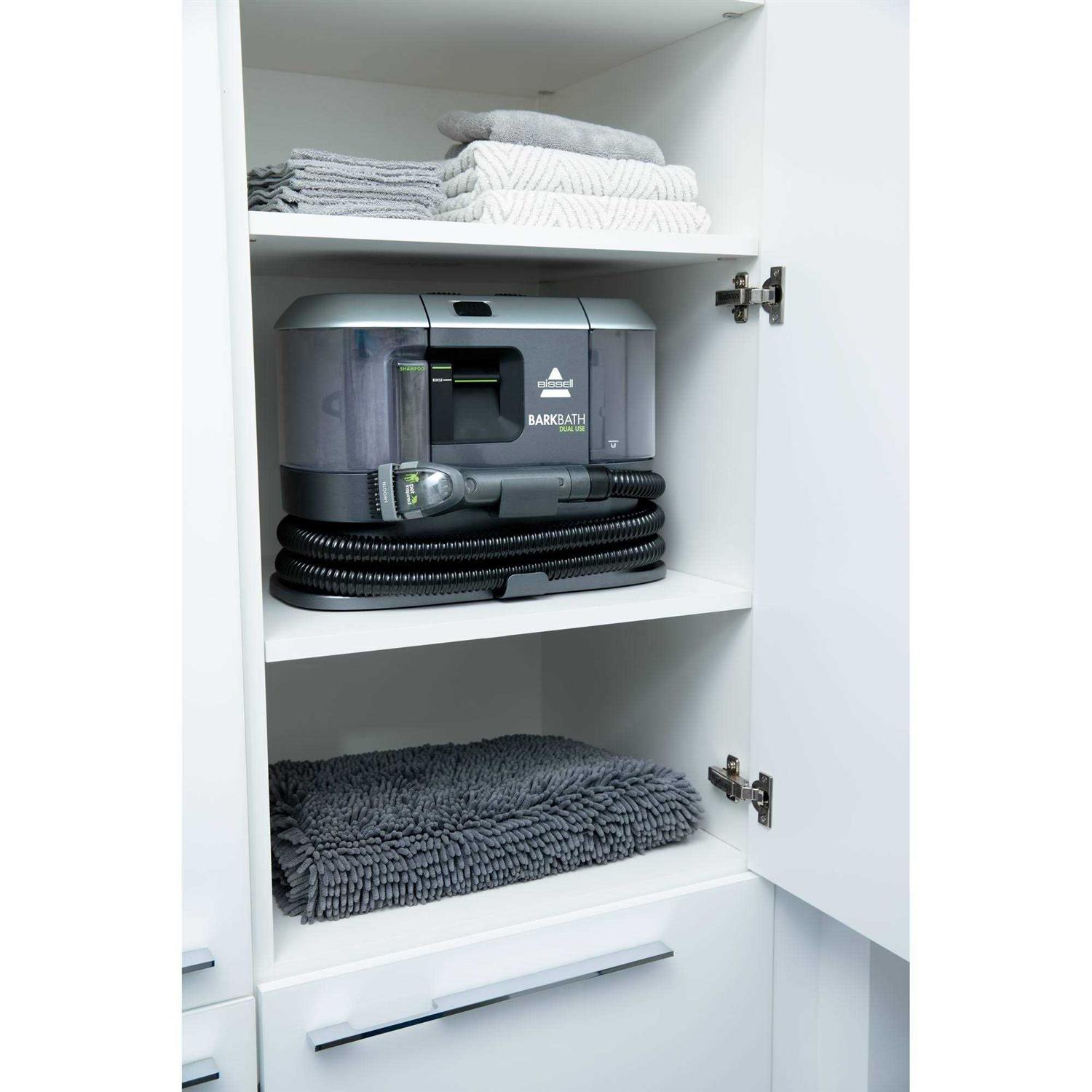 Bissell Barkbath Dual Use Portable Dog Bath Deep Cleaner - Image 4