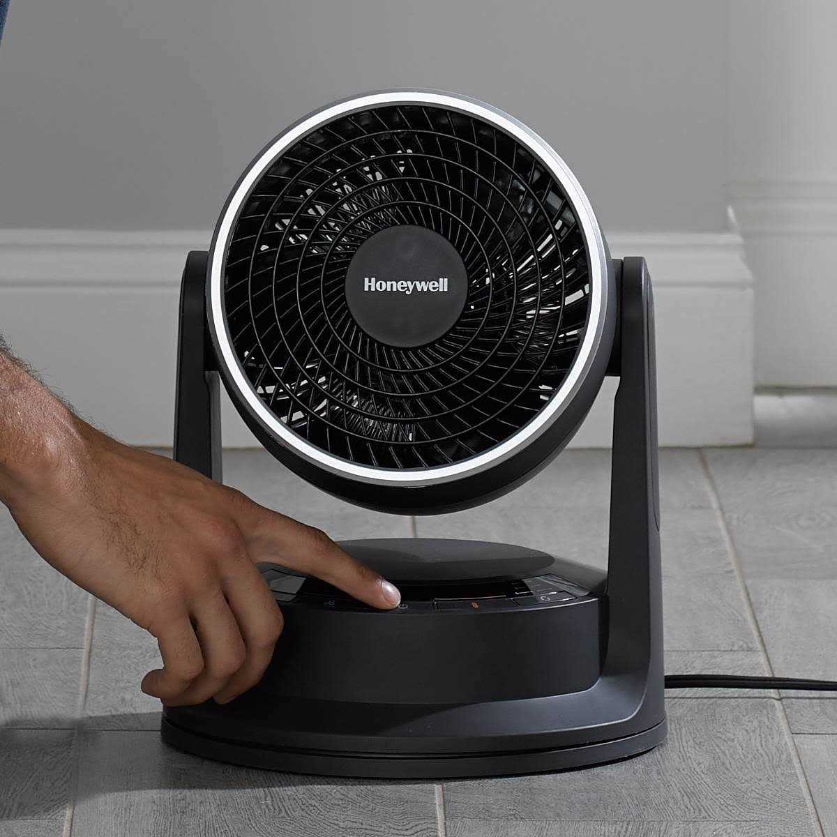 Honeywell Turbo Force Digital Heater + Fan - Image 4