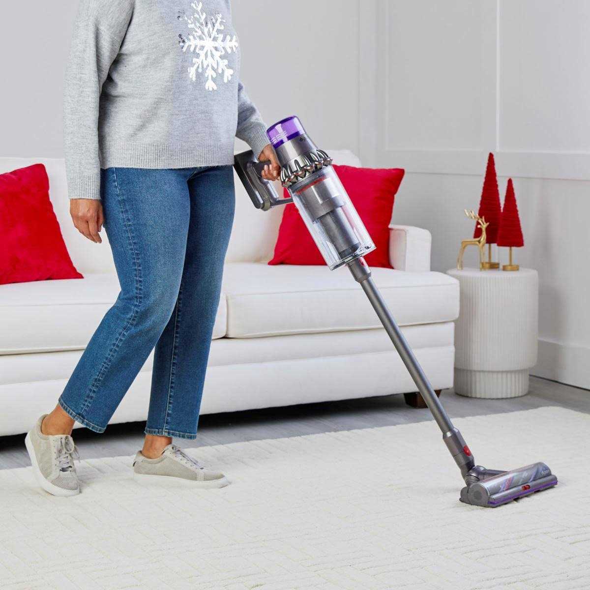 Dyson Outsize Plus Cordless Vacuum - Image 4
