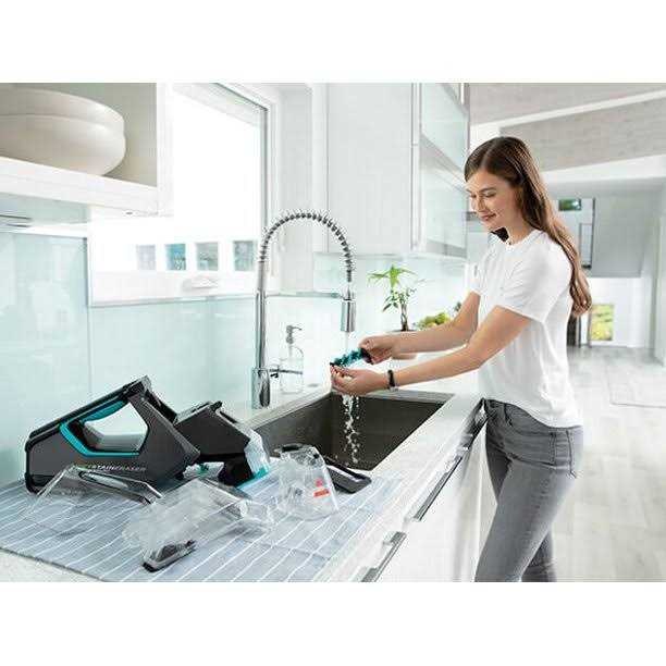 BISSELL Pet Stain Eraser PowerBrush Portable Carpet Cleaner - Image 3