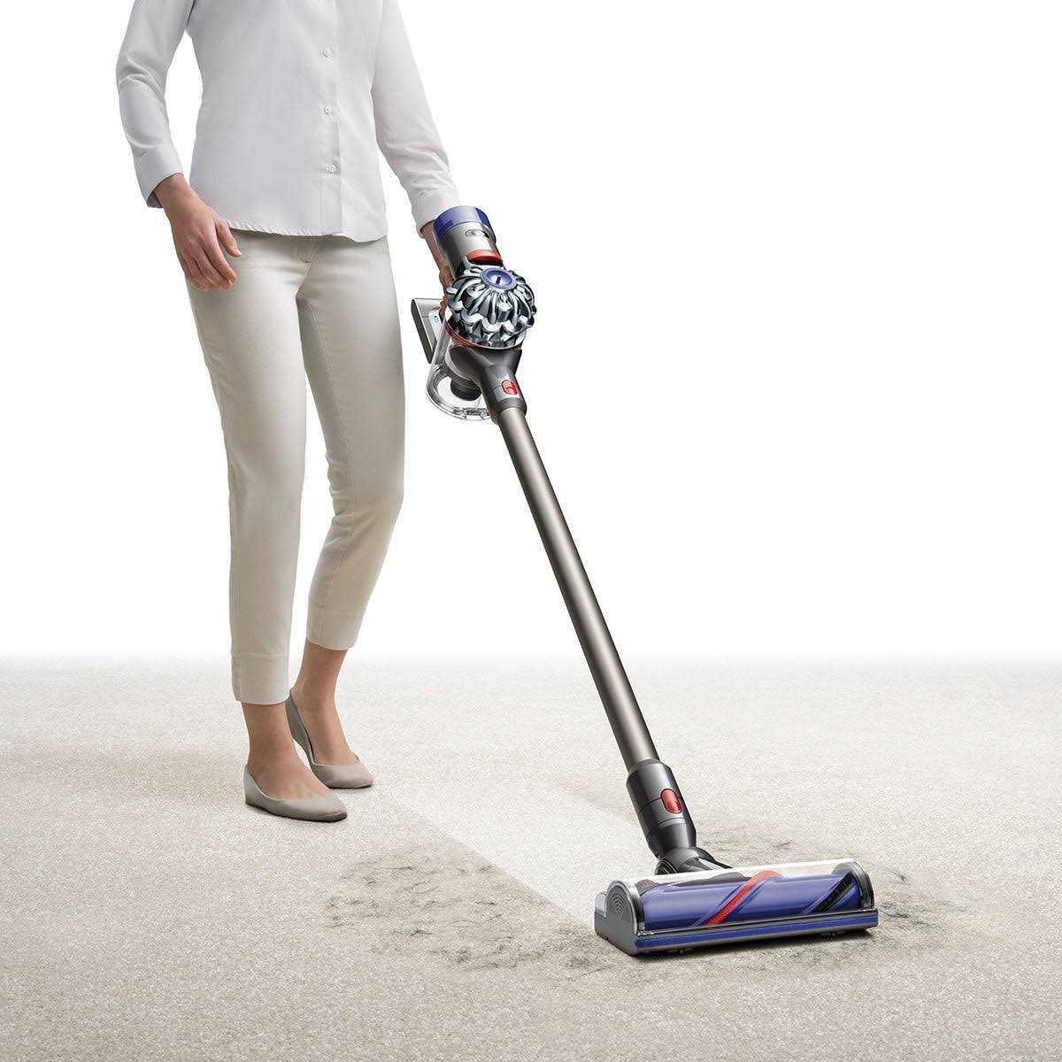 Dyson V8 Cordless Vacuum - Image 4