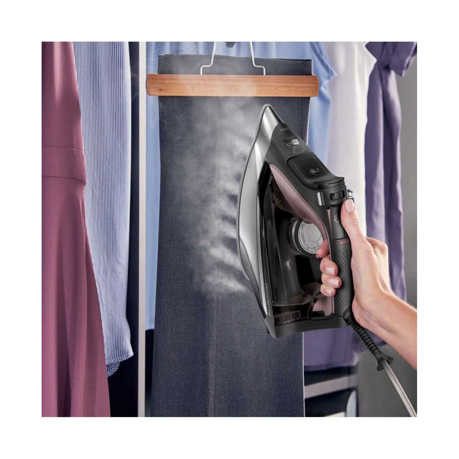 Rowenta Pro Master Xcel Steam Iron - Image 3