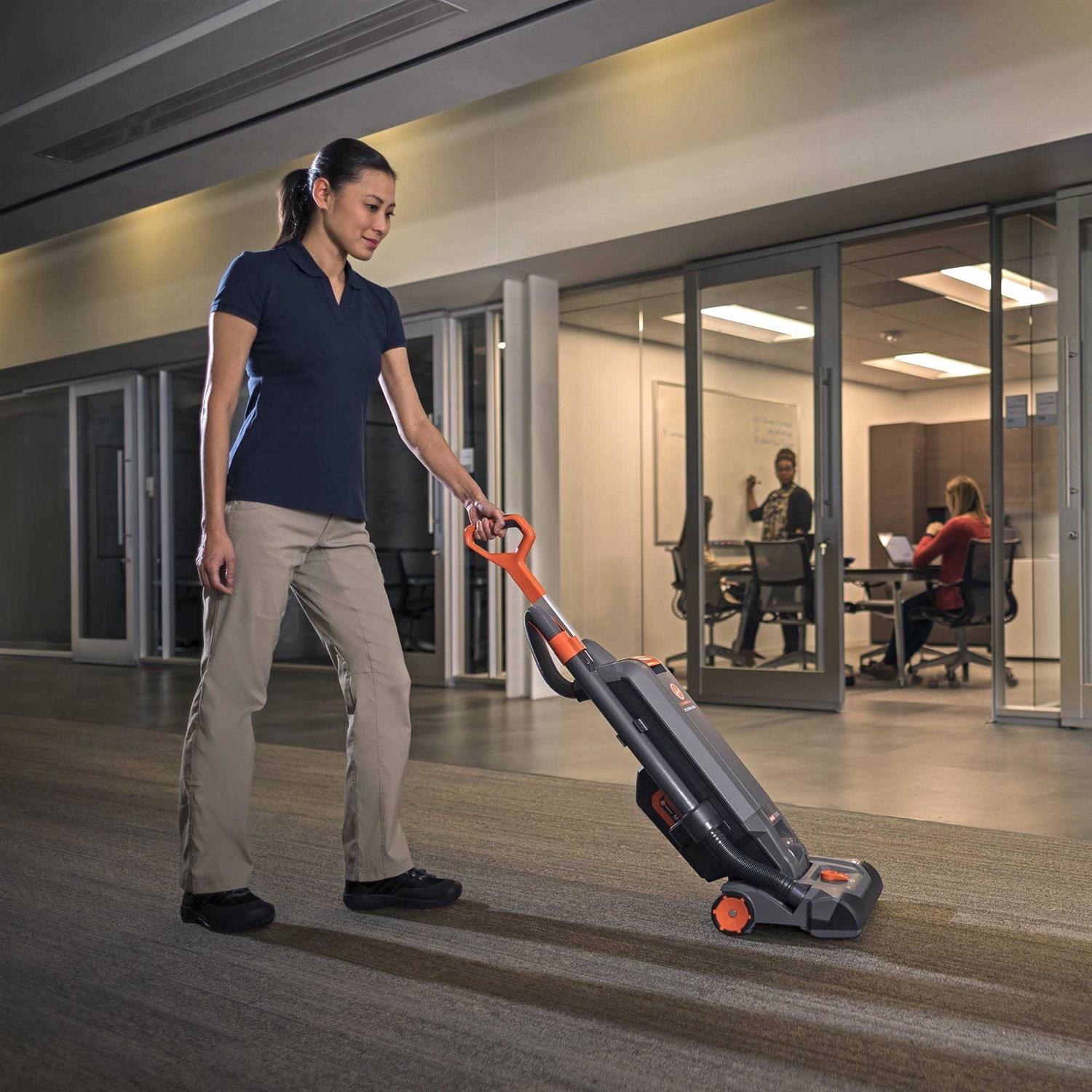 Hoover HushTone Vacuum Cleaner with Intellibelt - Image 5