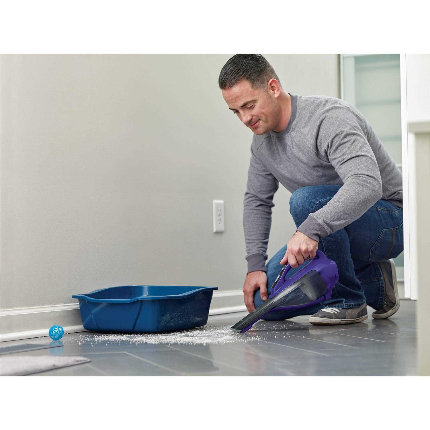 Black & Decker HLVA325JP07 Dustbuster Hand Vacuum Pet - Image 4